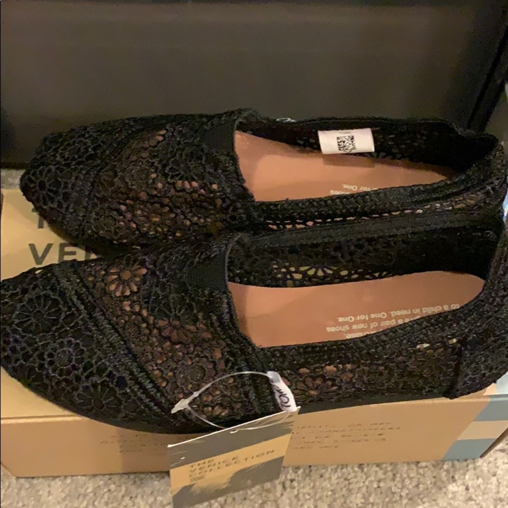 Brand New Moroccan Crochet Toms size 5